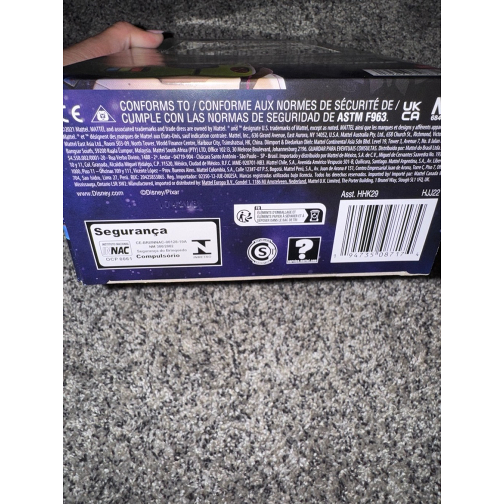 Disney Pixar Lightyear Izzy Hawthorne Action Figure Mattel - Picture 9 of 9